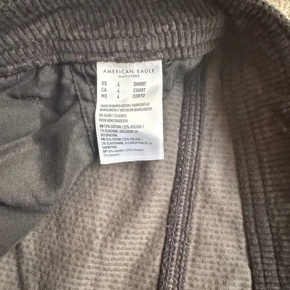 Old Navy corduroy cargo pants - Picture 4 of 4